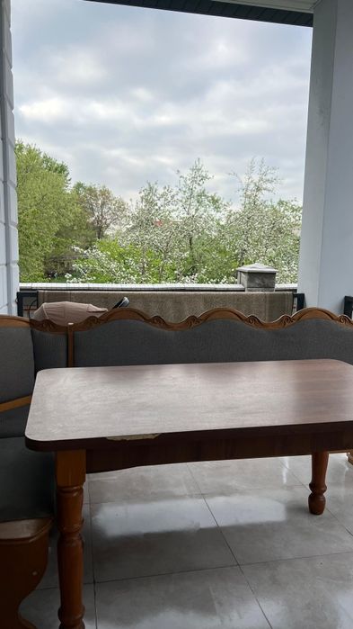 Угловой диван для кухни