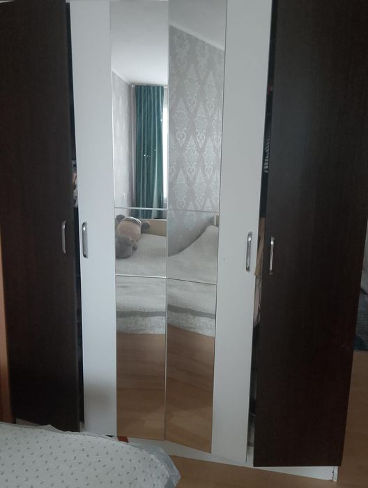 Продам шкаф распашной