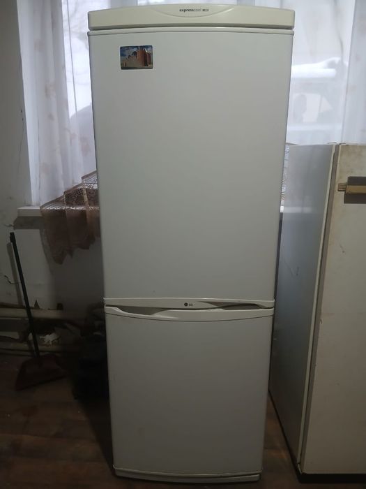 мебель холодильник