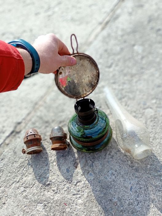 Lampa gaz veche funcțională