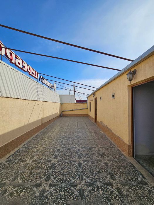 3 qavatli bino podvali bilan birga ijaraga beriladi. #a393