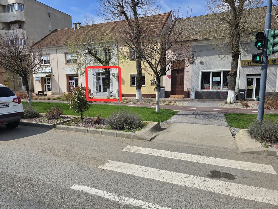 Spatiu comercial de închiriat 24m2