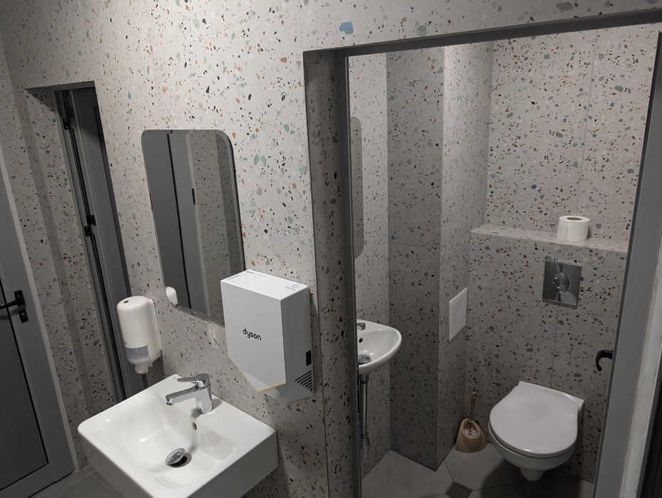 Дава се под наем Офис в София, Зона Б-19 - 12 кв.м за 448.8 € - Снимка #7