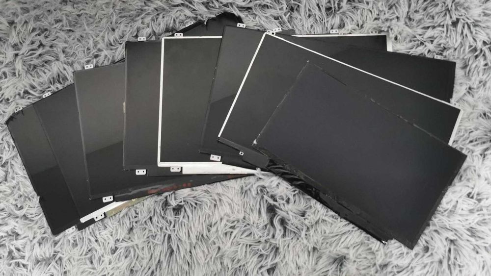 Lot Display -uri de laptop 15.6 , 14 , 11.6 led slim 40 pini , 30 pini