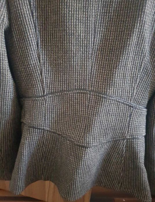 Haina dama,Zara,mărimea M, eleganta