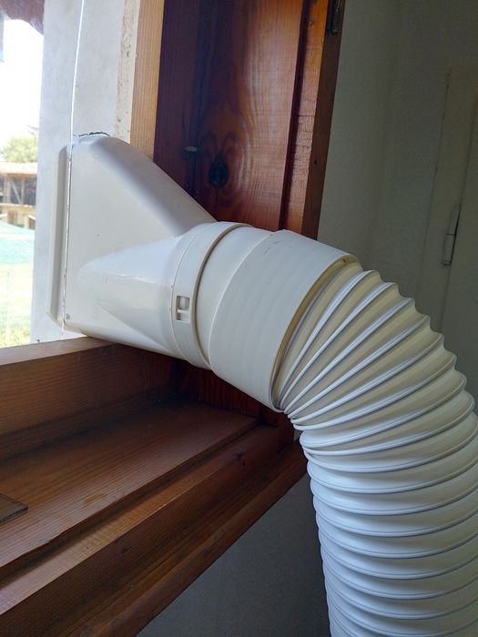 Мобилен климатик 11370 Btu