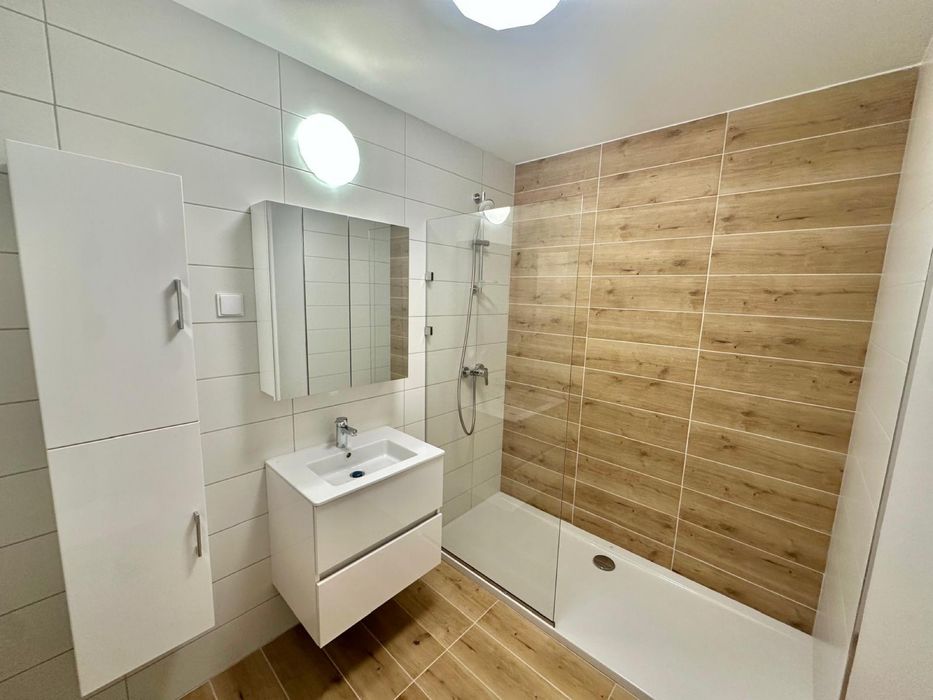 Proprietar apart 3 camere Drumul Taberei Stellaris Residence Moghioros