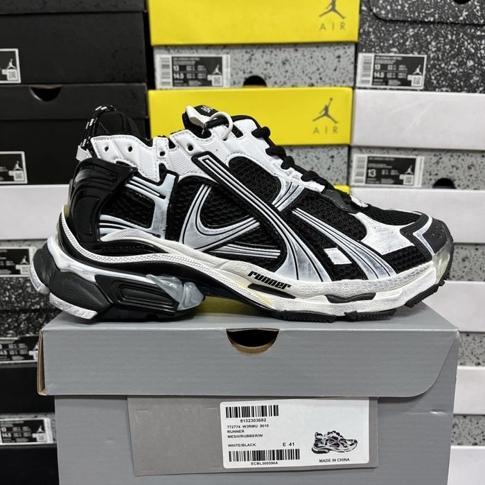Balenciaga Runner (avem toate culorile)