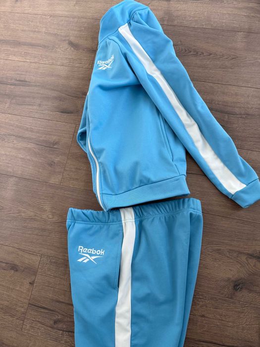 Оригинален анцуг Reebok 158-164