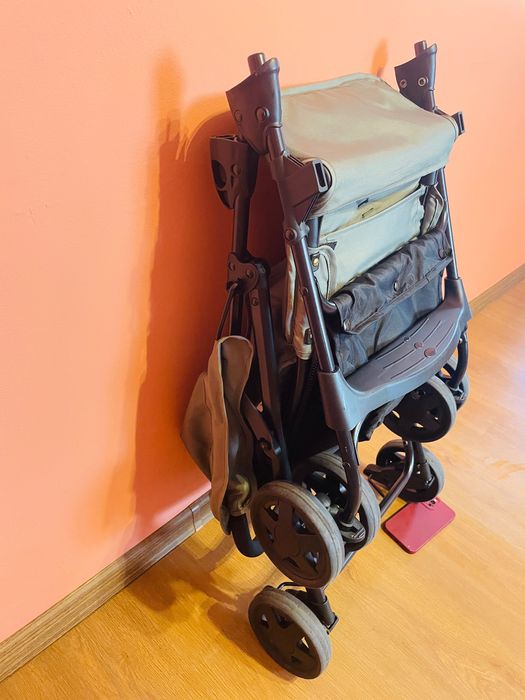 Hauck Buggy Sport Olive – лека сгъваема детска количка 5.9 кг с легнало положение, от раждане до 15 кг, голяма кошница за багаж