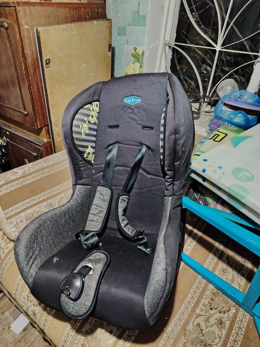 Продам детское кресло