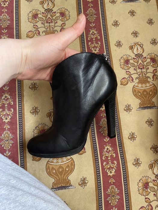 Продам б/у обувь