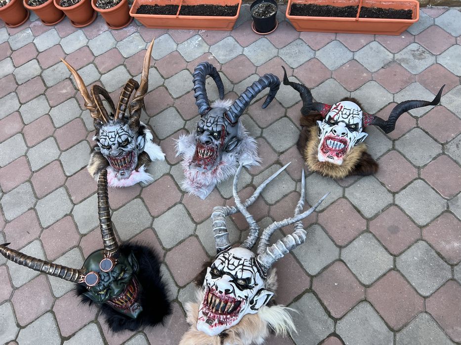 Masti Krampus  -costume blana naturala