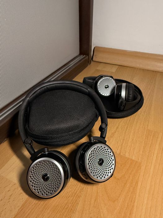 2 броя AKG/  комплект Слушалки за Мерцедес