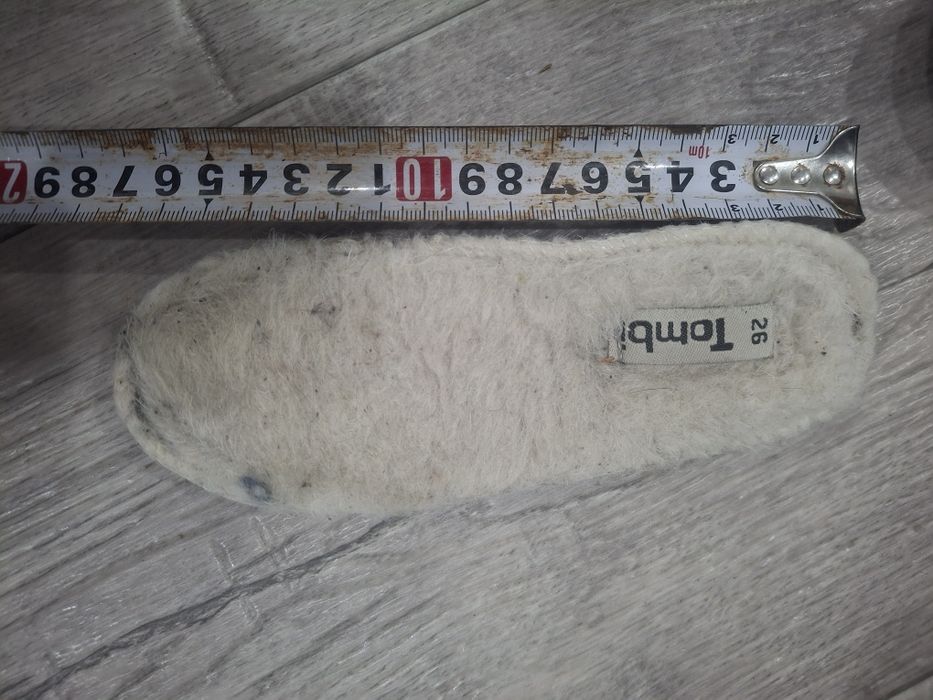 Продам детскую обувь зима.