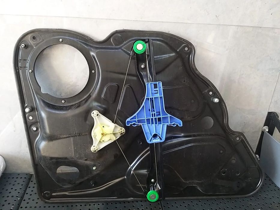 Macara geam electric dreapta spate vw passat b6 3c 3c4839756h 980862107