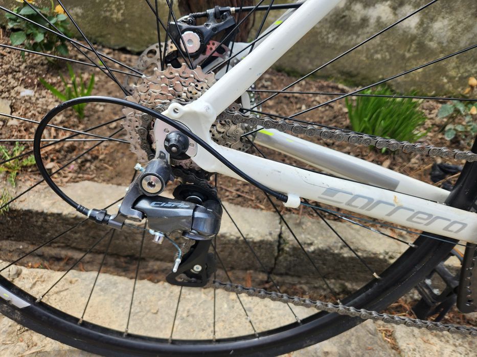 Vând cursieră Carrera Virtuoso – Mărime 54 cm – Frâne pe Disc