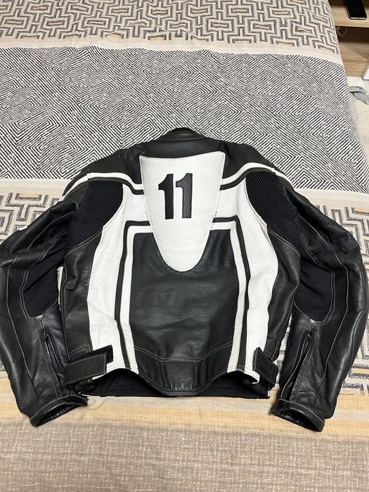 Мото яке 52 с гърбица