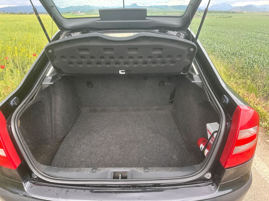 Skoda Octavia 1.6, an 2011, 217.000km, negociabil