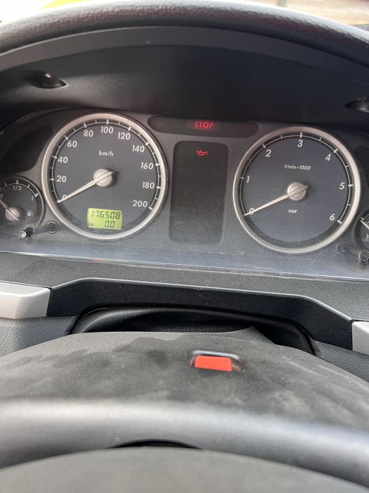 Организвция продаёт автомобиль марки Газель 2015 года выпуска