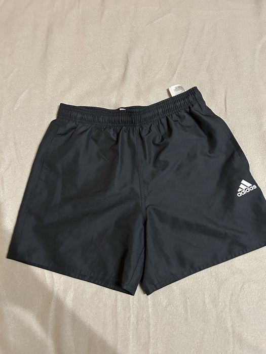Мъжки къси гащи addidas. Размер s