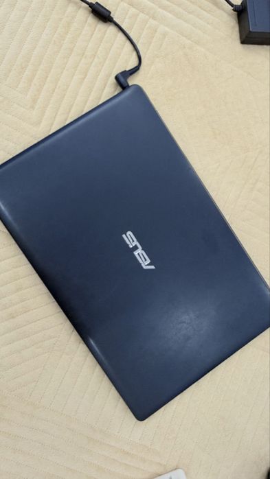 Ноутбук ASUS X550C