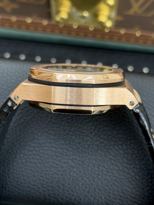 Audemars Piguet Offshore 42mm Gold