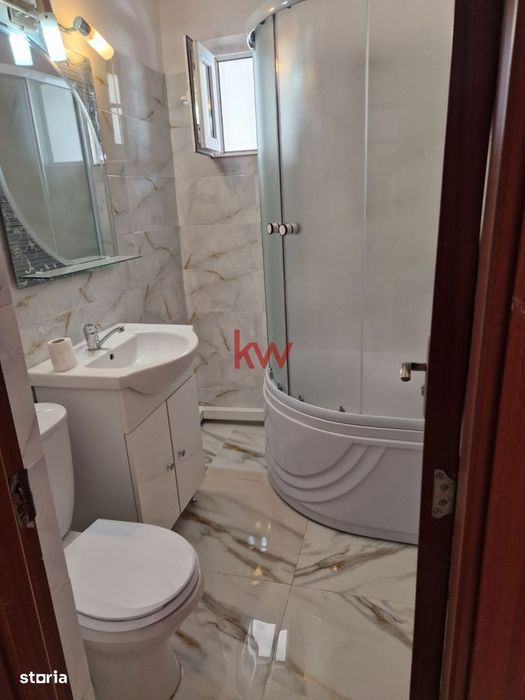 Apartament cu 2 camere in apropiere de Palas, semidecomandat, luminos,