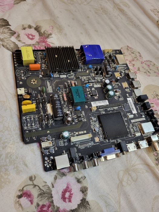 Продавам дънна платка