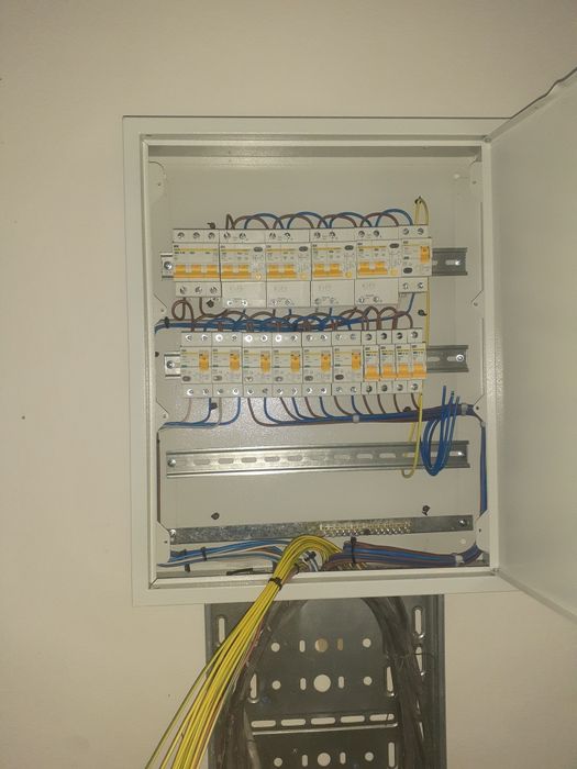 Услуги электрика