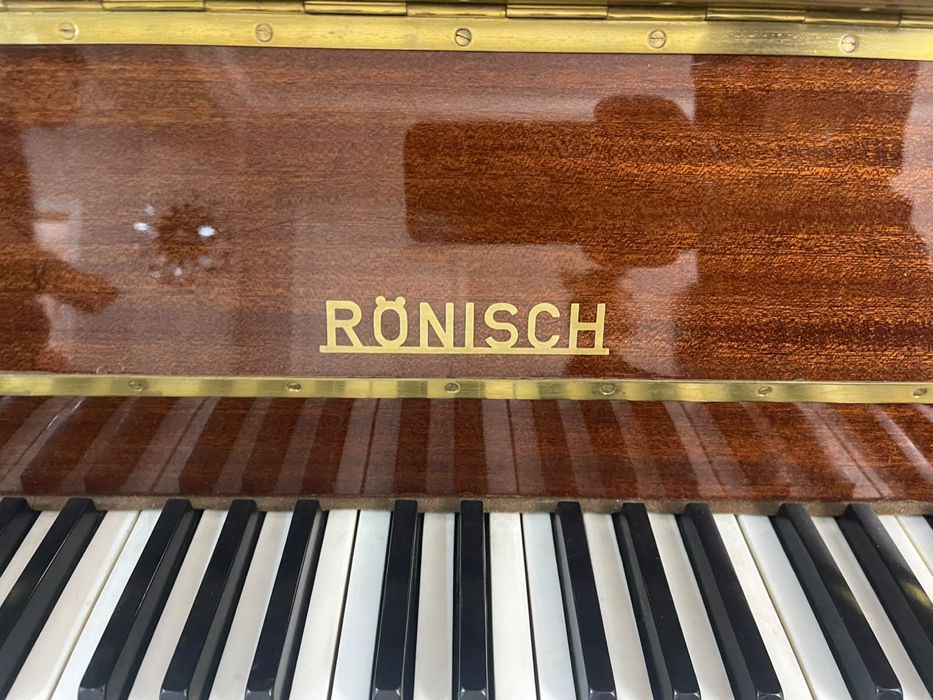 Пианино Rönisch срочно продам