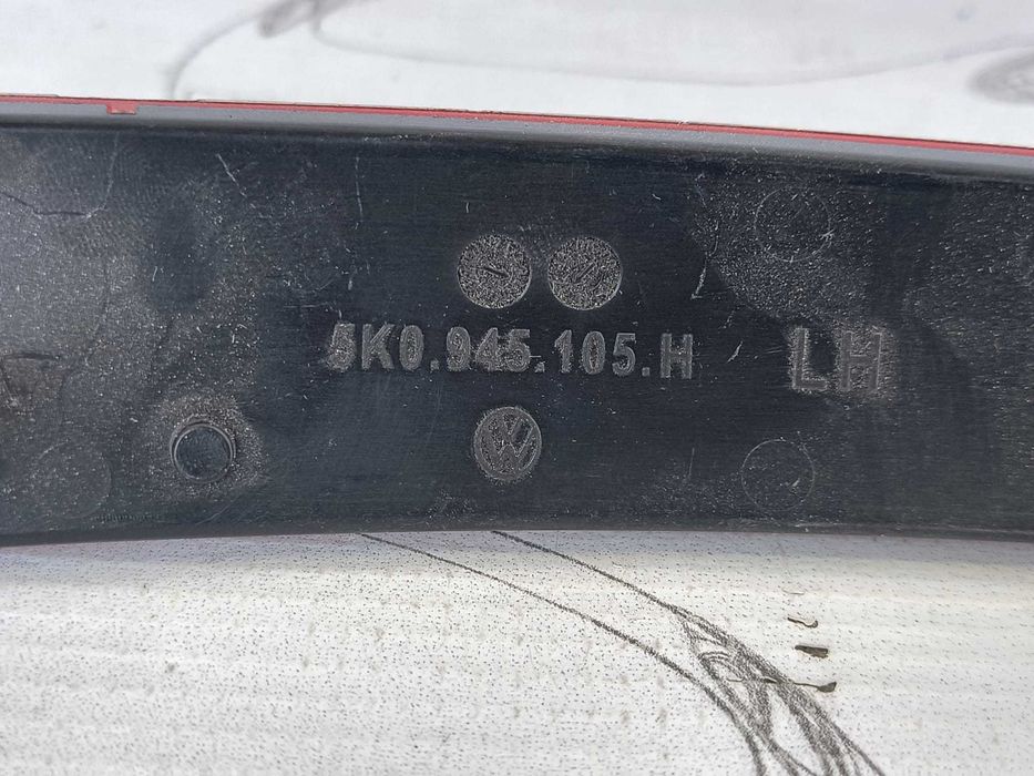 Stop / Catadioptru / Ochi de Pisică Bară Spate Stânga VW Golf VI GTI / GTD 2009 / 2008-2013 Cod OEM 5K0945105H (5C2)