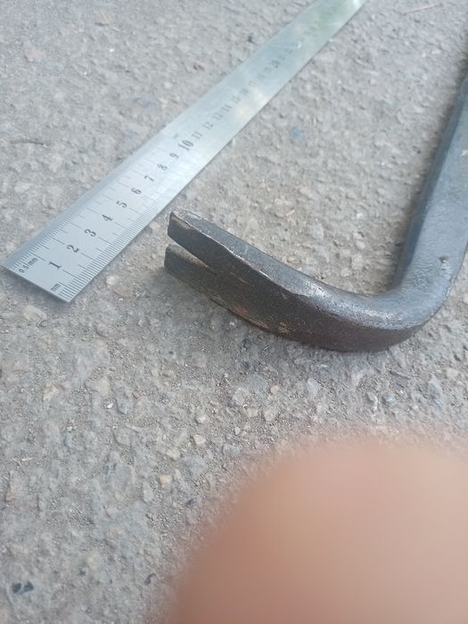 Гвоздодер для разбора крыши