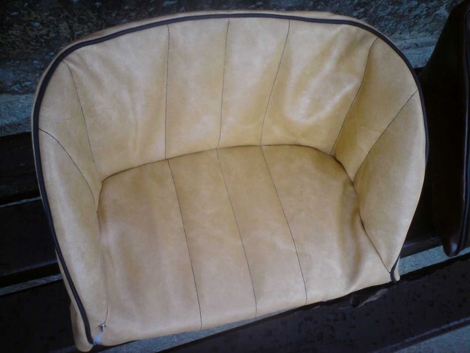 фарчета,седалка,брони,маска.тас,бутонче, стопчета за москвич с педали