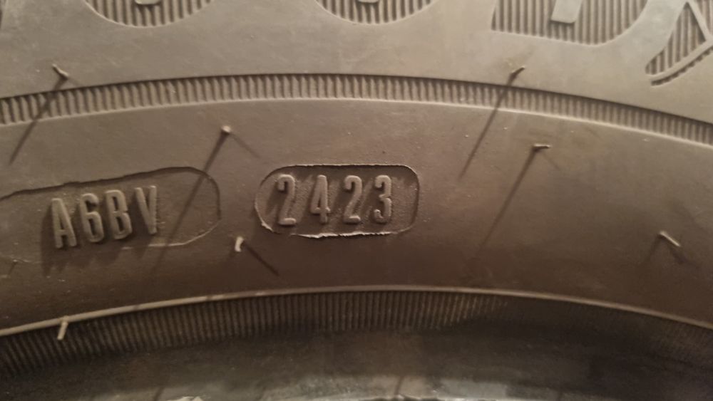 Комплект Гуми 215/65/16C Goodyear Efficient grip