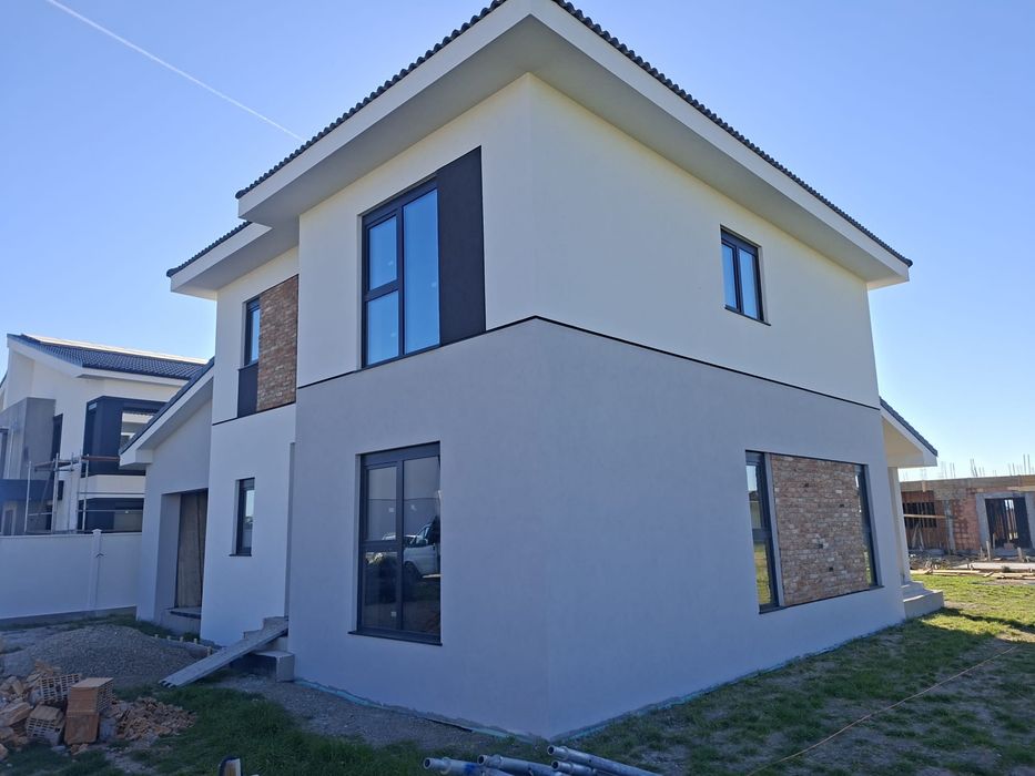 Execut lucrări construcți .