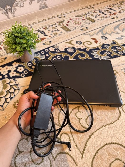 Продам Ноутбук Lenovo