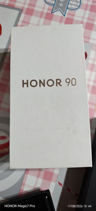 Продавам Honor 90 12/512GB