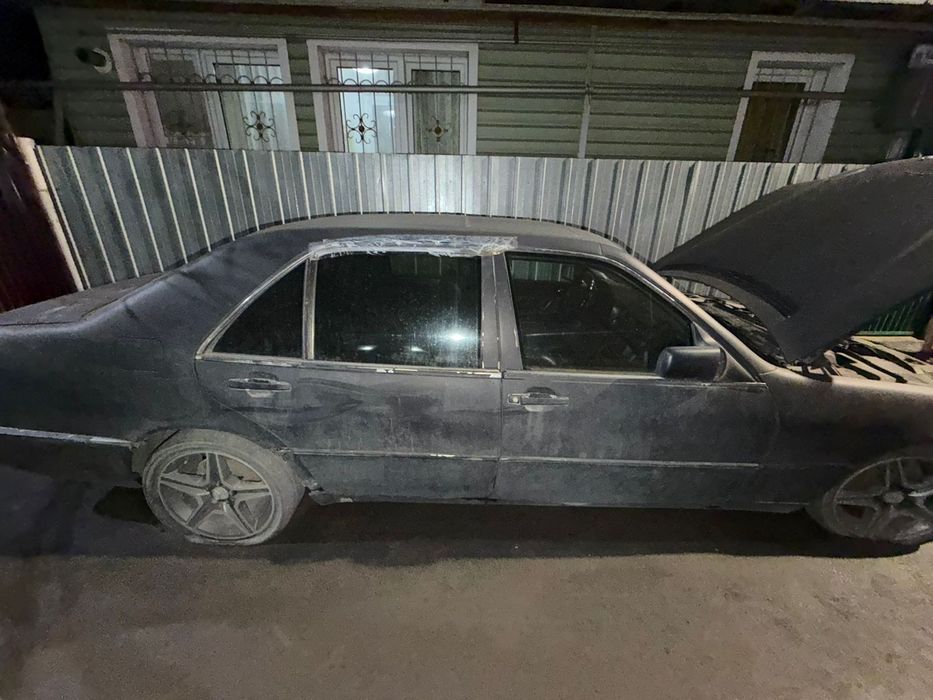 Срочно продам мерседесы s 400