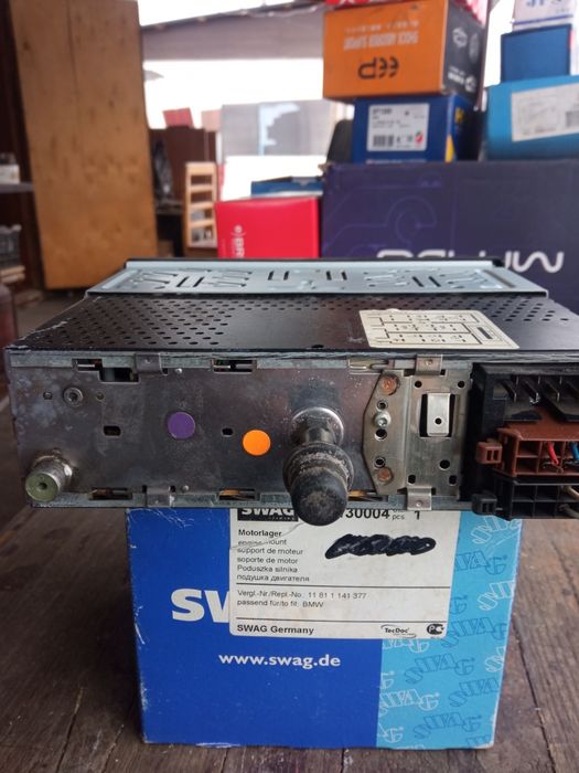 Магнитола Ауди бета