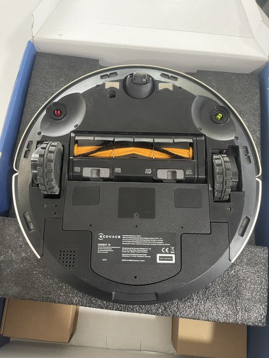 Aspirator Ecovacs Deebot T9