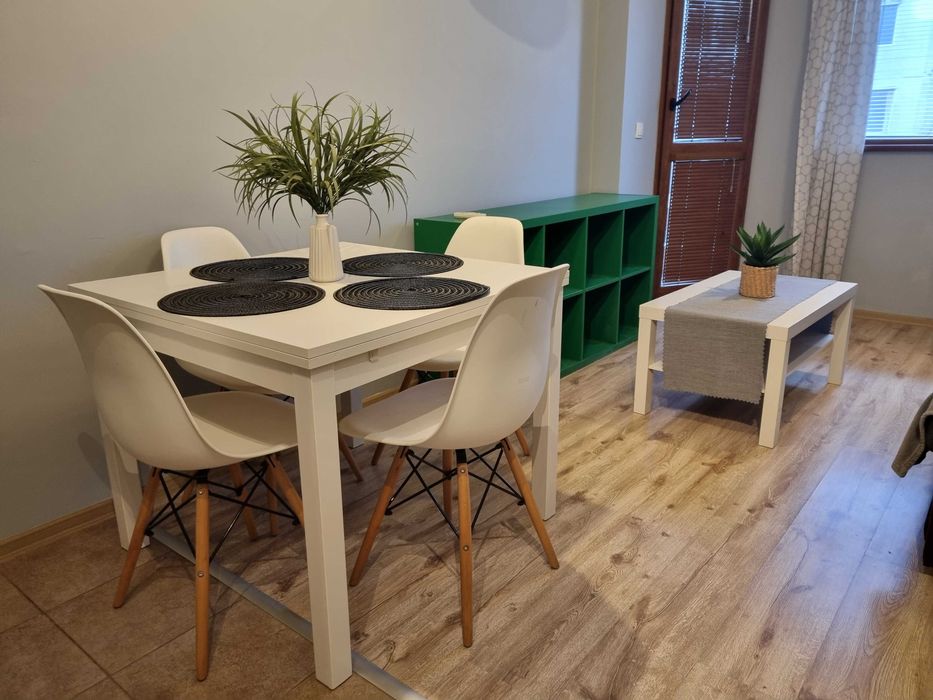 Двустаен апартамент с подземен гараж- Базар Левски