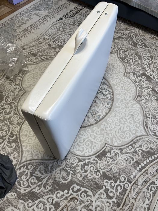 Продам Кушетку чемодан