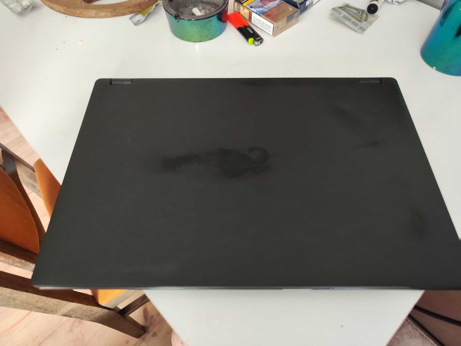 Laptop Fujitsu.