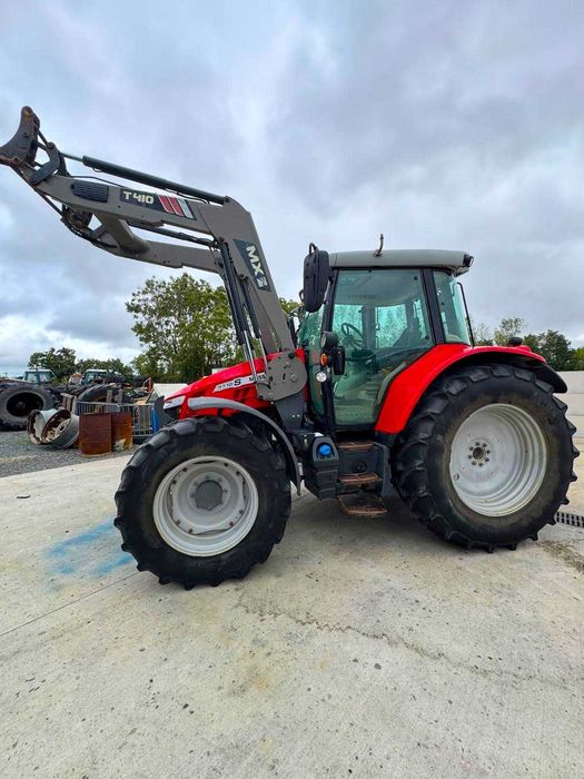 Tractor Massey Ferguson 5710 S DYNA 4 an 2020 cu Incarcator Frontal MAILLEUX 410 EVO Case Claas John Deere New Holland Fendt Same Deutz Valtra Fiat