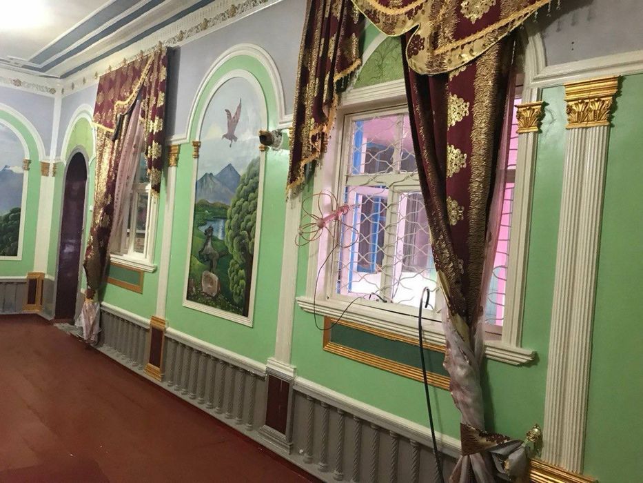 ЦУМ оркасидан коттедж сотилади