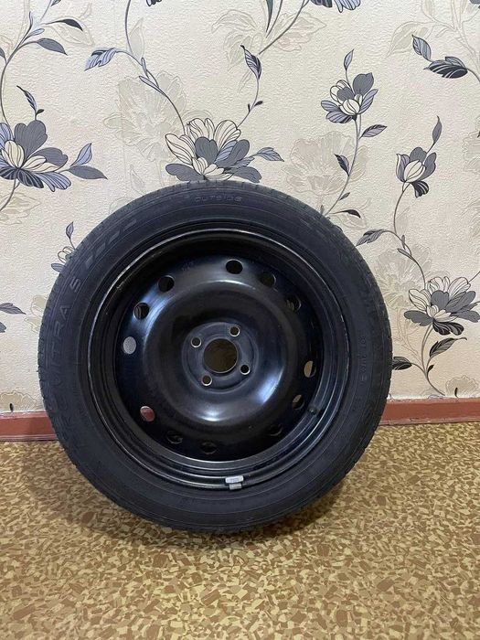 Продаются 195/55/R 16 диски и балоны  комплект .