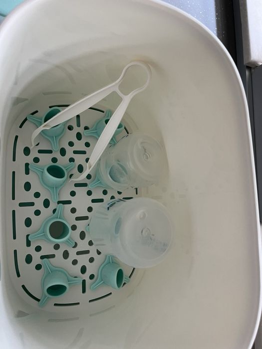 Стерилизатор за шишета