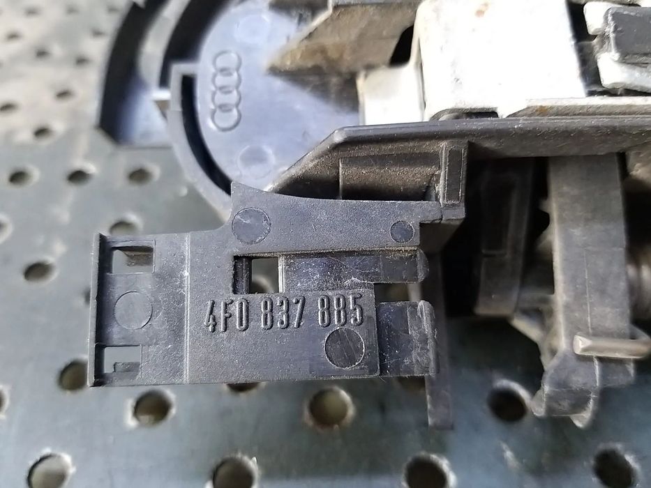 Maner usa stanga spate audi a6 c6 4f 4f0837885