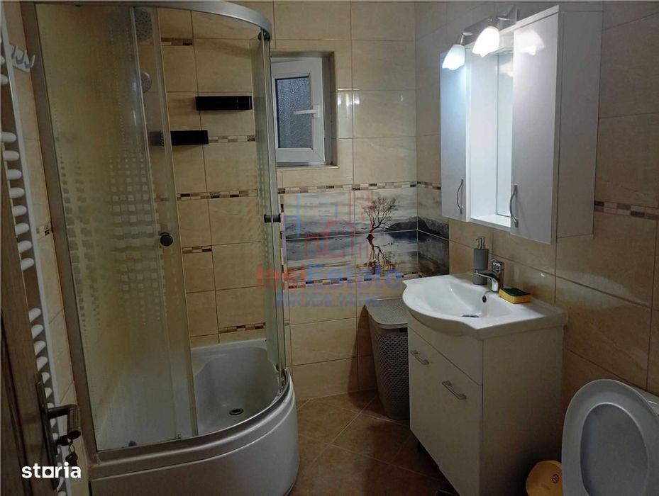 zona Canta Pacurari Apartament cu 2 camere decomandat
